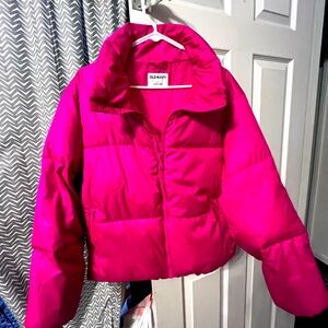 Pink puffer coat, Old Navyy, only worn a few times!